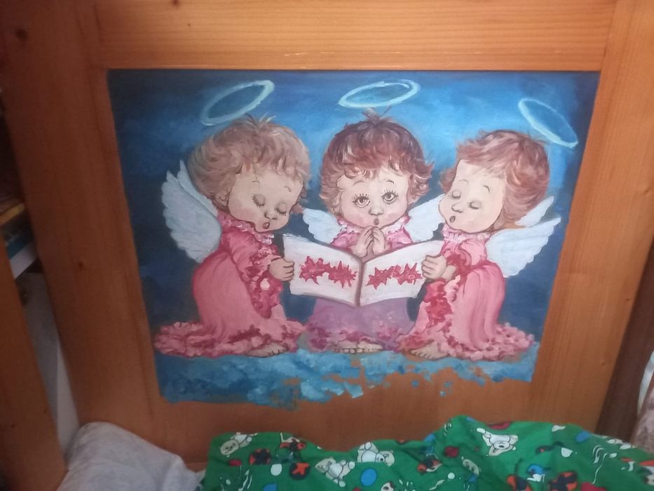 Дерев'яне дитяче ліжечко