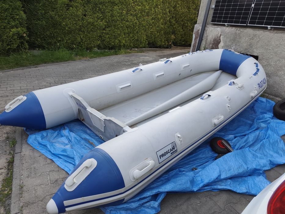 Ponton 4.7m + Silnik Yamaha 25KM Autolube + Przyczepa