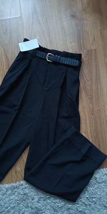 Nowe z metką spodnie damskie  proste garniturowe