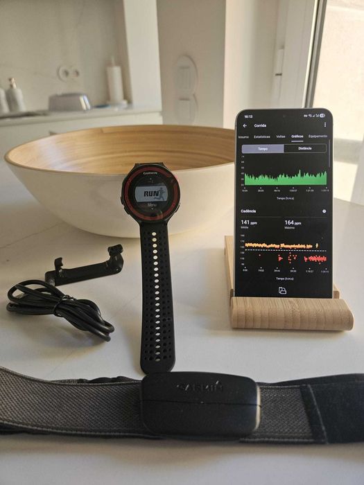 Relógio corrida Garmin Forerunner 220 + Banda monitor ritmo cardíaco