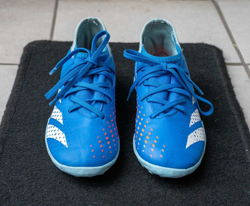 buty piłkarskie Adidas Predator turfy