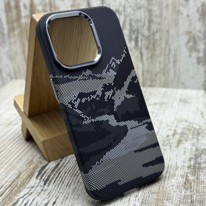 Чехол тонкий Fibra Carbonite Mag на iPhone 15 Pro/ 15 Pro Max Чохол