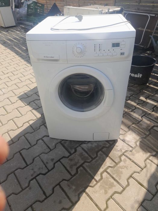 Oproznianie mieszkan biur wywoz AGD RTV Mebli do utylizacji Bytom