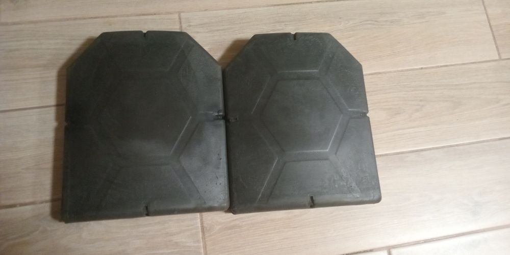 Продам жилет в дуже гарному стані