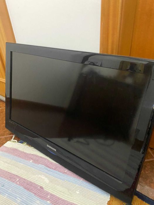 Vendo Televisões de marca Samsung