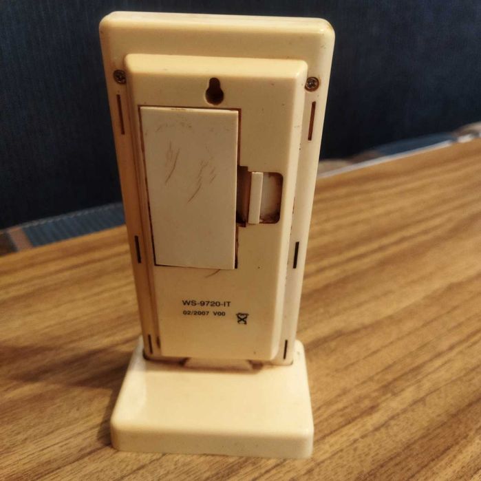 Часы-Метеостанция La Crosse Technology WS-9720-IT