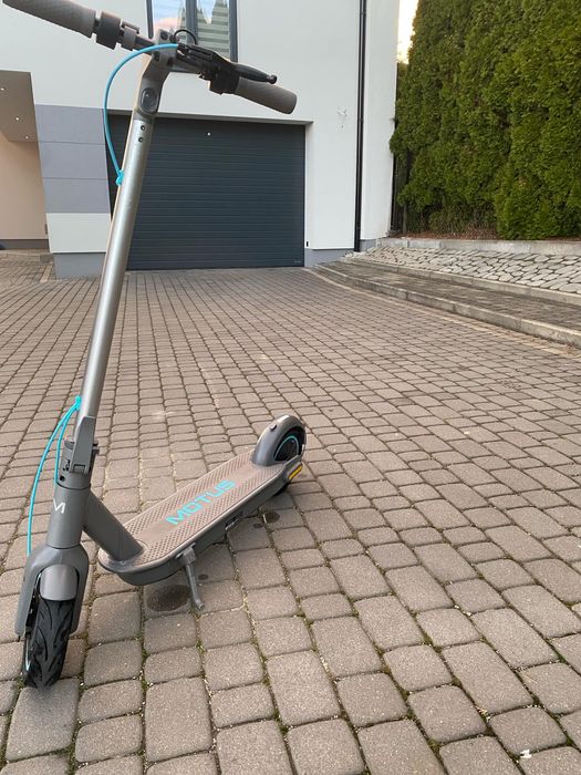 Hulajnoga Motus scooty 10