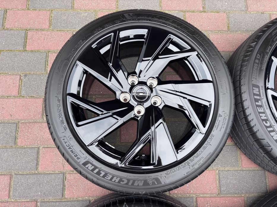 Nowe koła Opel Astra 5x108 7,5x17 225/45 R17 Michelin 2024 Peugeot