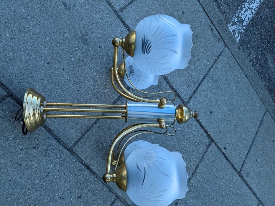 Żyrandol mosiężny