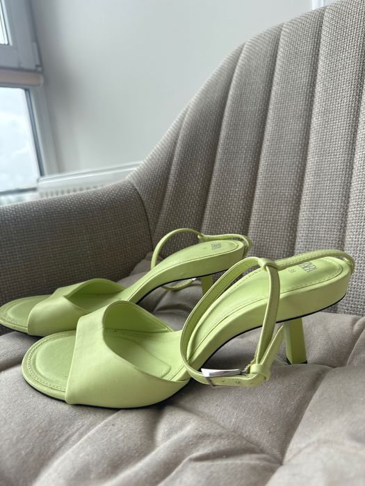 Босоніжки Zara 38р.