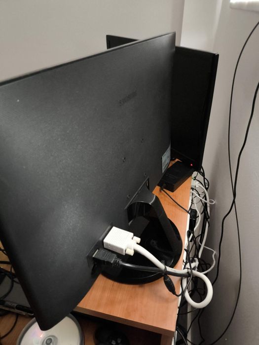 Conjunto computador de mesa