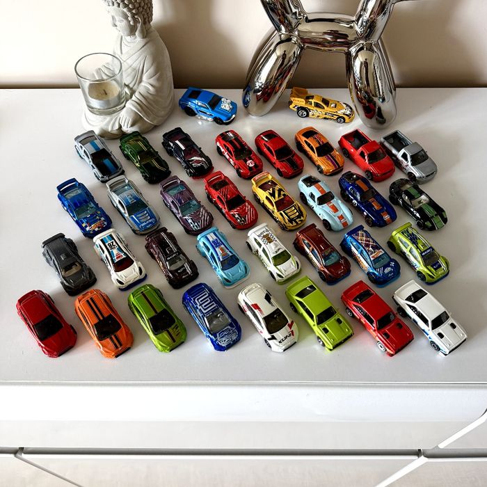 Hot Wheels Ford та старі OldSchool моделі