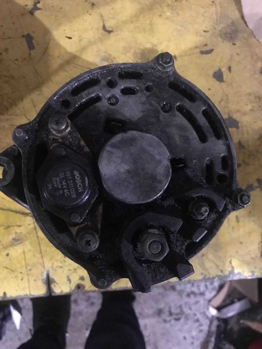 Генератор Фольксваген Т-4 2,4Д под клиновый ремень