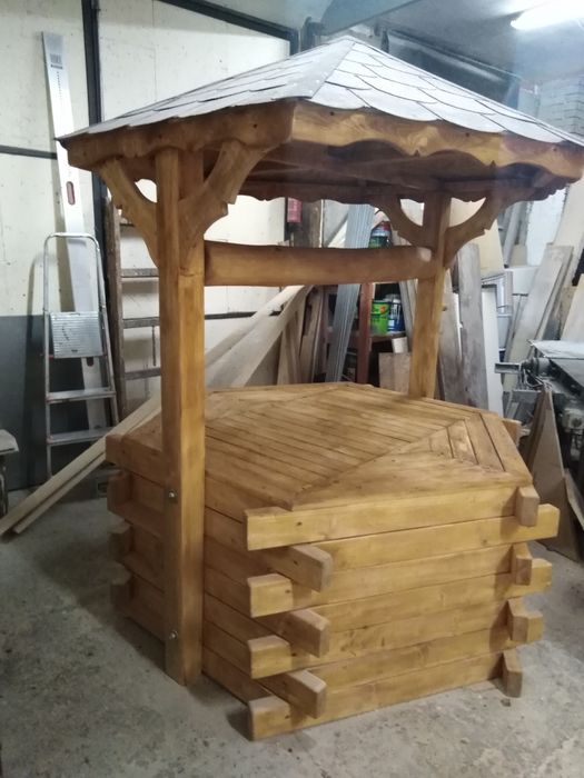 Studnia,obudowa studni sześciokąt