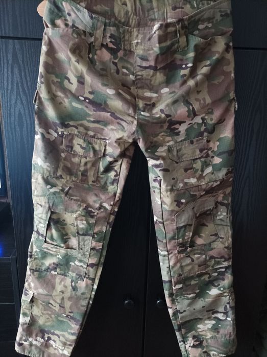 Multicam spodnie bojówki L