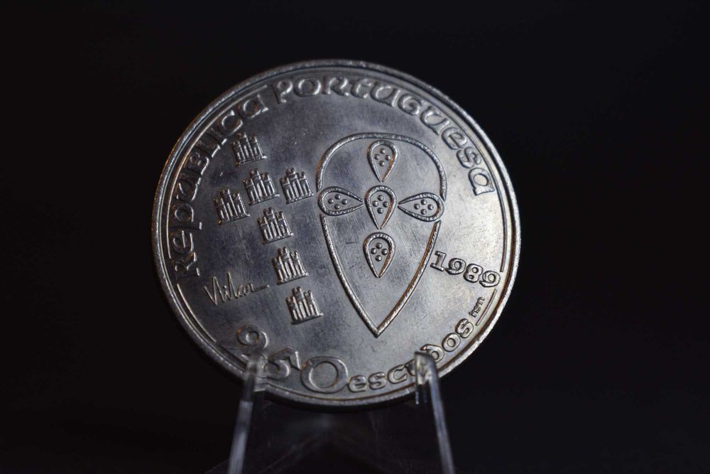 Lote de Moedas Escudos Comemorativas  #137