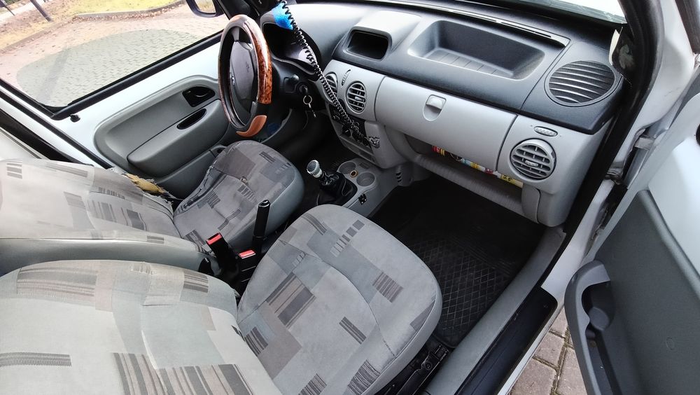 Ambulans Renault Kangoo Express