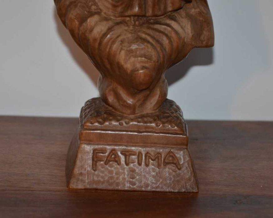 Nossa Senhora de Fátima, estatueta em madeira