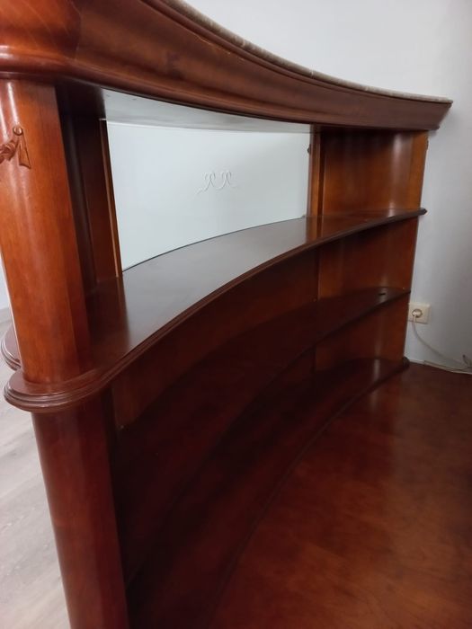 Bar de sala em cerejeira em muito bom estado