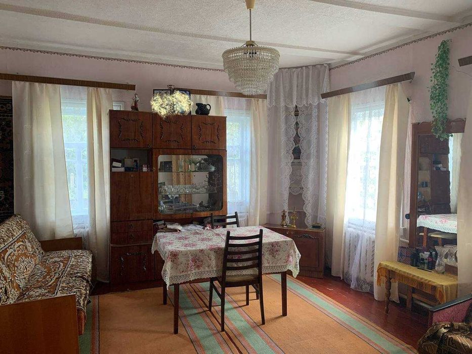 Продається будинок в м. Ічня