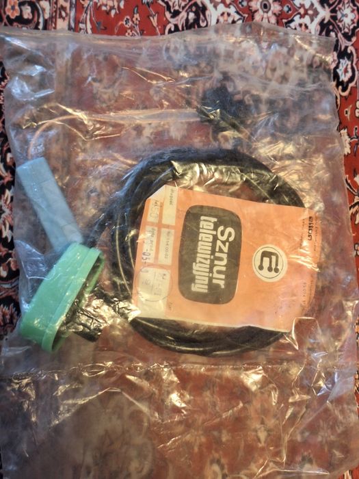 Sznur telewizyjny NIEUŻYWANY z 1989 roku