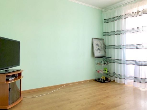 3 кім. Центр, Новобудова