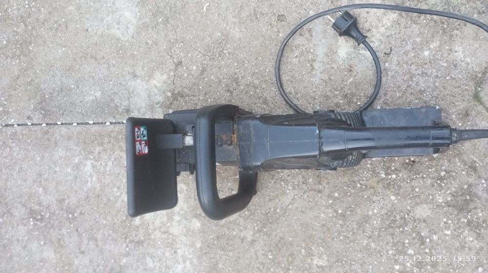 Електропила Титан ЭЦП 2000