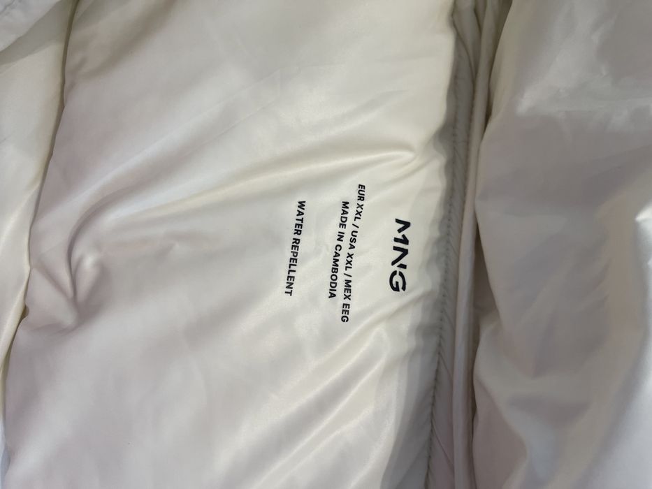 Пуховік Mango