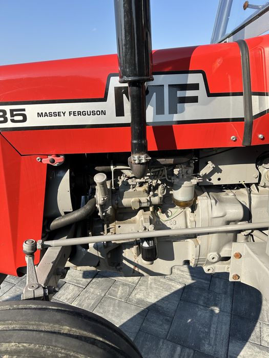 Massey Ferguson 235