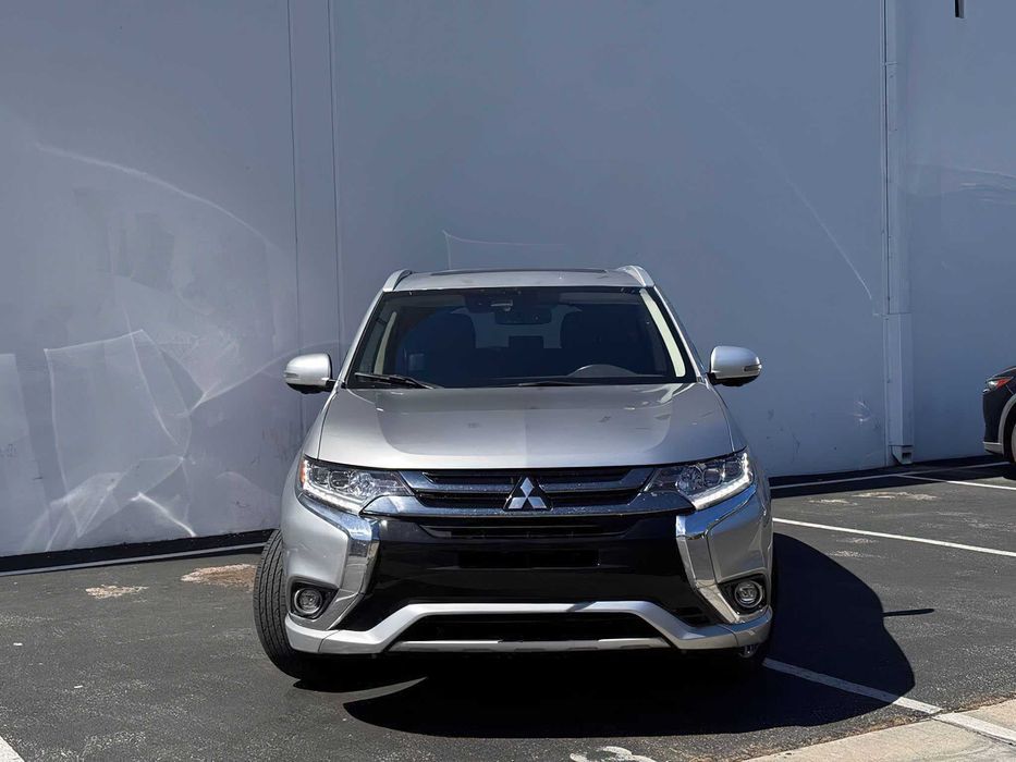 Mitsubishi Outlander GT S-AWC      2018