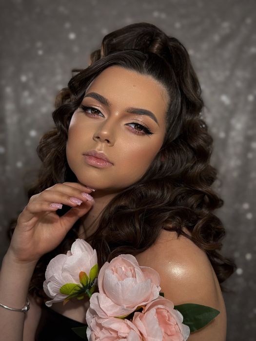 Укладка, локони, пучок, накрутка/ Весільна випускна зачіска, прическа