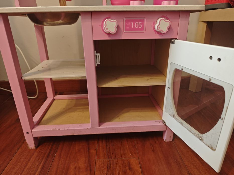 Cozinha brincar com imensos acessórios