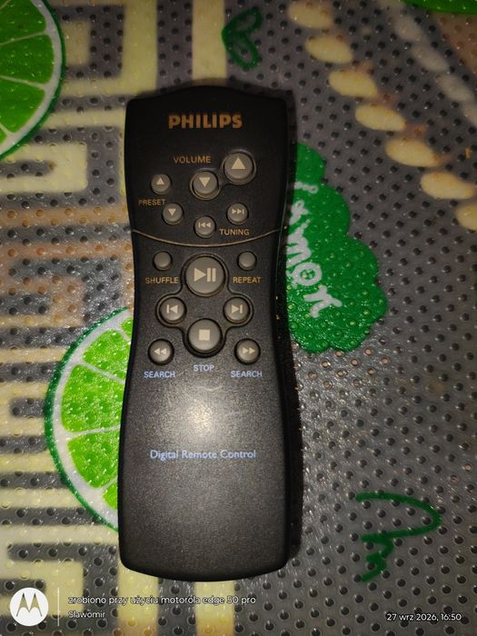 Pilot do sprzętu pchilips radiomagnetofonu z CD.