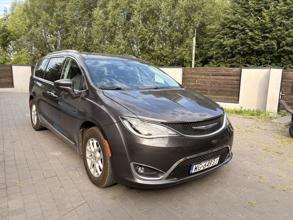Chrysler Pacifica 2020 r Touring L