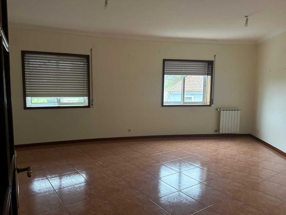 APARTAMENTO T2 para Arrendar em Mozelos