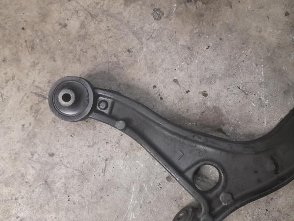 Braço de suspensão frente esquerdo RENAULT Master III (FV)
