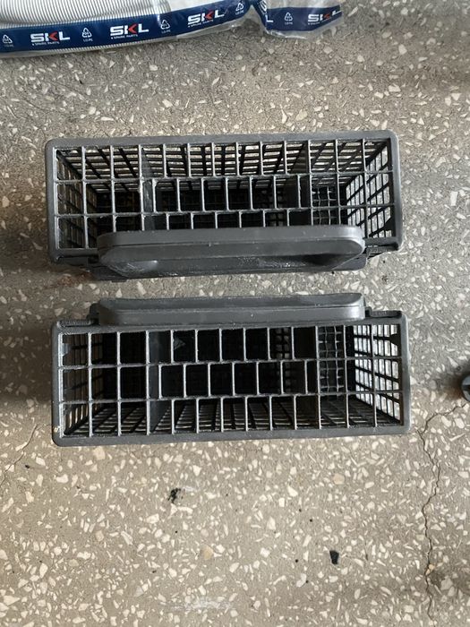 Kosze na sztućce do zmywarki Whirlpool