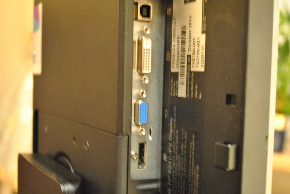 Monitor HP 24 100% sprawny