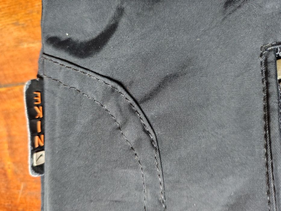 Куртка чоловіча NIKE .
