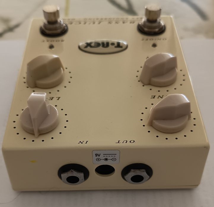 Pedal a T Rex Bass Juice