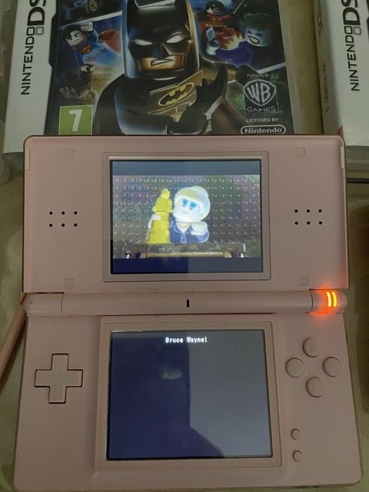 Pack consola DSi + 15 jogos e porta jogos