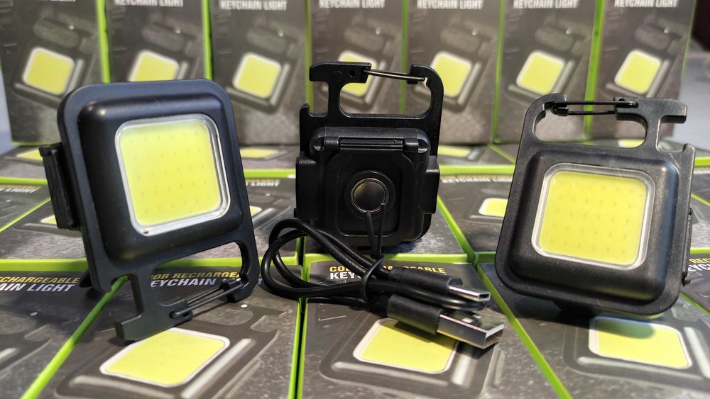 Ліхтарики та акумулятори 18650