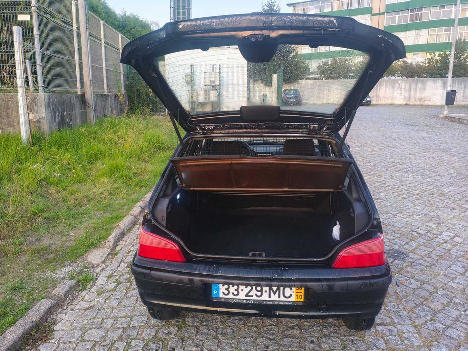 Peugeot 106 comercial