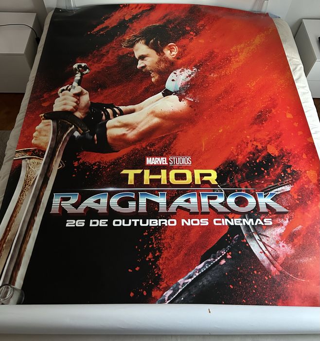 Tela Thor Ragnarok MARVEL