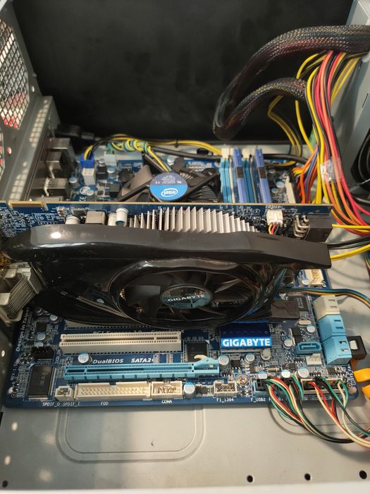 Zestaw PC: Mocny i7-860 | Gigabyte GA-P55M-UD2 | 4GB HyperX | HD 5770