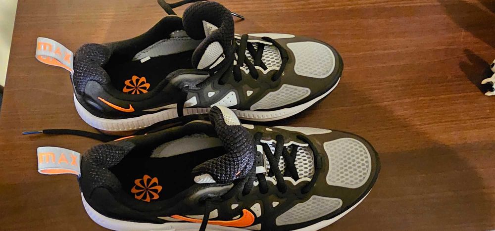 Buty Nike Air Max Genowe rozm.38,5