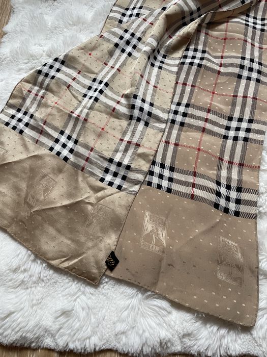 Оригінальний шовковий шарф платок Burberry Nova Check