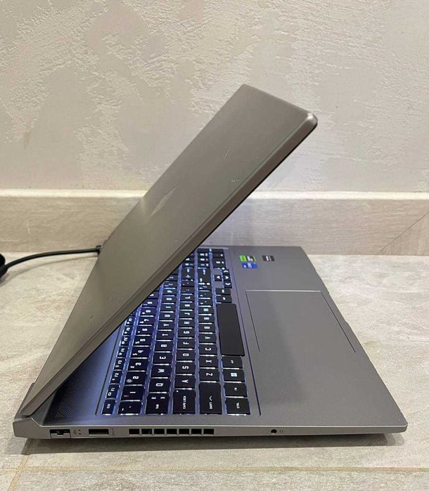Ігровий ноутбук HP Omen 16-ae0010st/Core i7-14650H/RTX 4060 8GB/16/512
