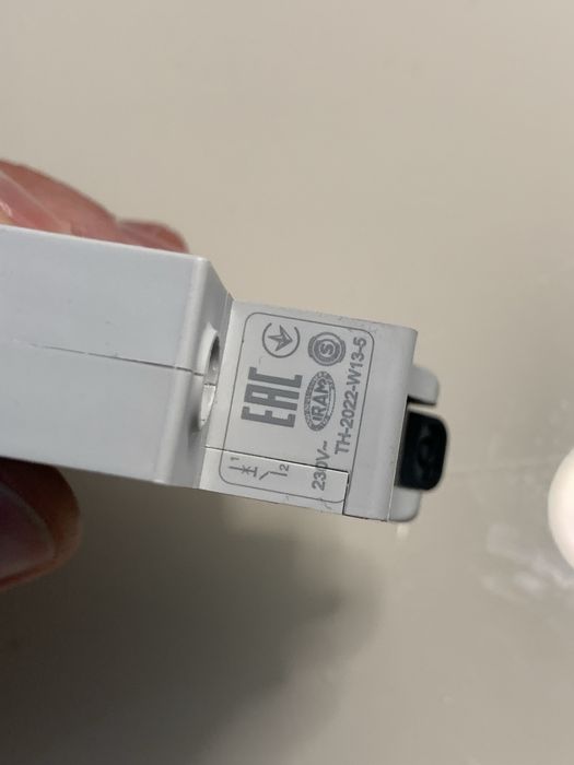 Автоматичний вимикач 16А