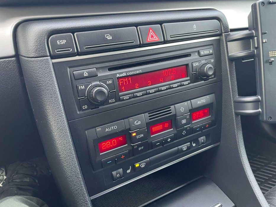 Audi A4 B7 , 2.0 mpi , 2005.